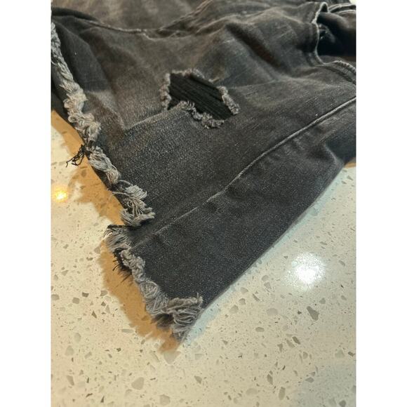 ABERCROMBIE AND FITCH BLACK DENIM HIGH RISE SHORTS WOMENS SIZE 2 - Picture 2 of 5
